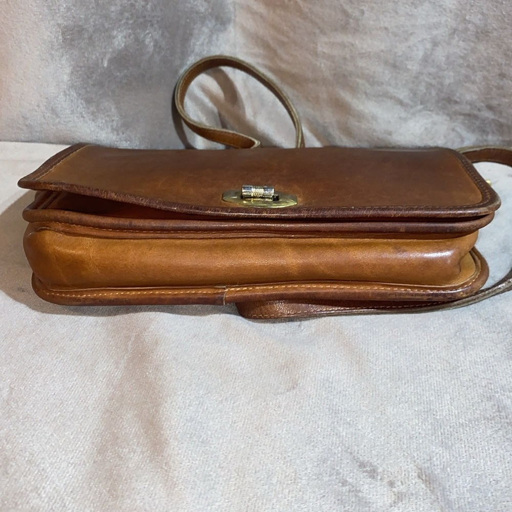 Vintage Coach #9635 Convertible Clutch 
Rare - Picture 7 of 16